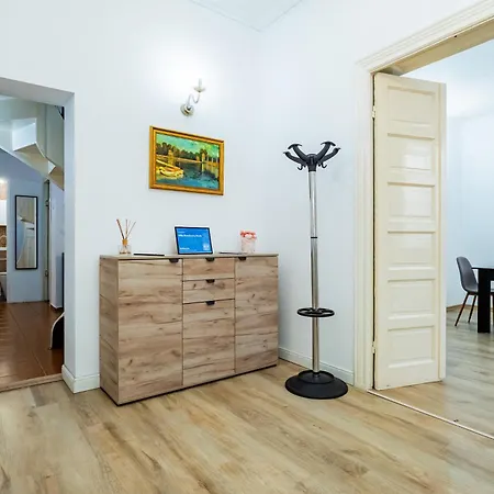 Nyaraló Dumbrava Rosie *