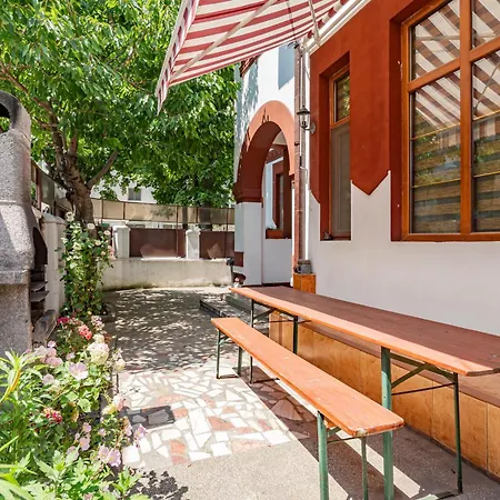 Dumbrava Rosie Nyaraló *